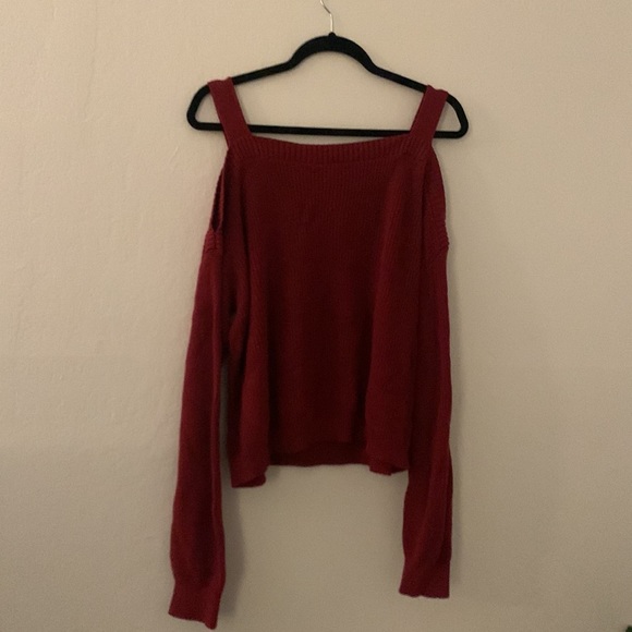 Sweater to show off your shoulders - Picture 4 of 4